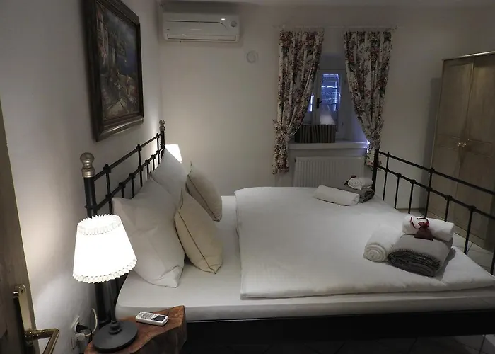 度假居 Karst Stone